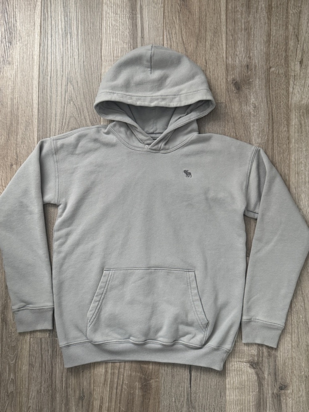 Abercrombie Kids Boys Light Gray Pullover Hoodie Relaxed Fit Size 13/14